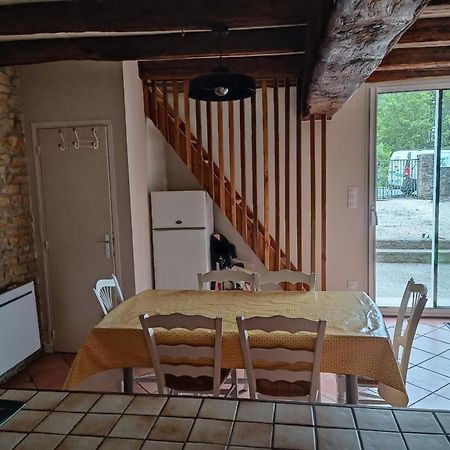 Charmante Maison En Pierres Sainte-Radégonde-des-Noyers 외부 사진
