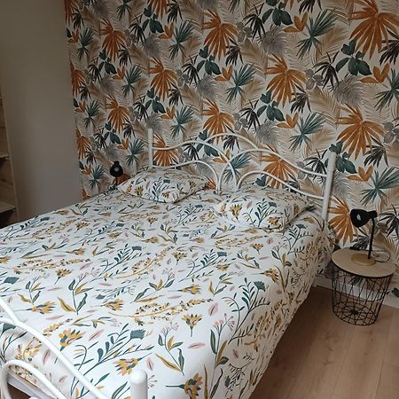 Charmante Maison En Pierres Sainte-Radégonde-des-Noyers 외부 사진